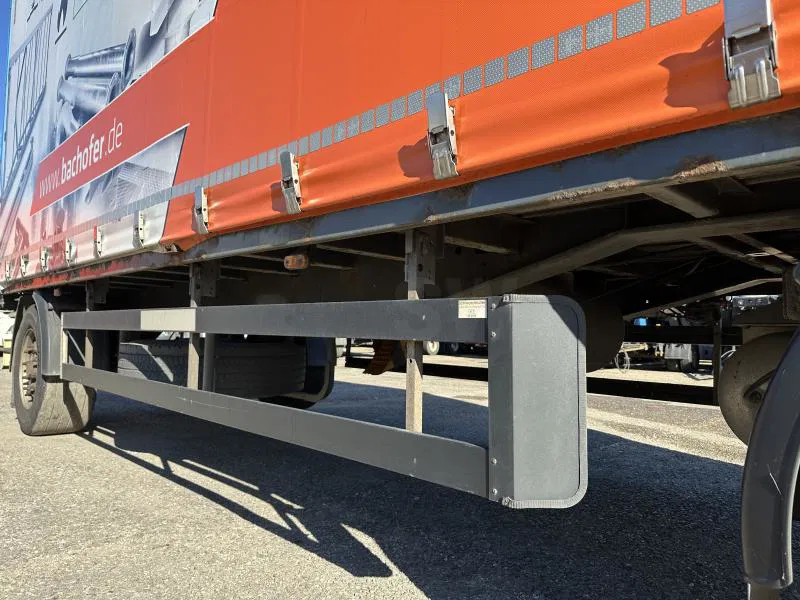 Aanhangwagen met huif Schwarzmüller PA/2E Planenanhänger Tautliner PA/2E Planenanhänger*2-Achs*Tautliner*EDSCHA