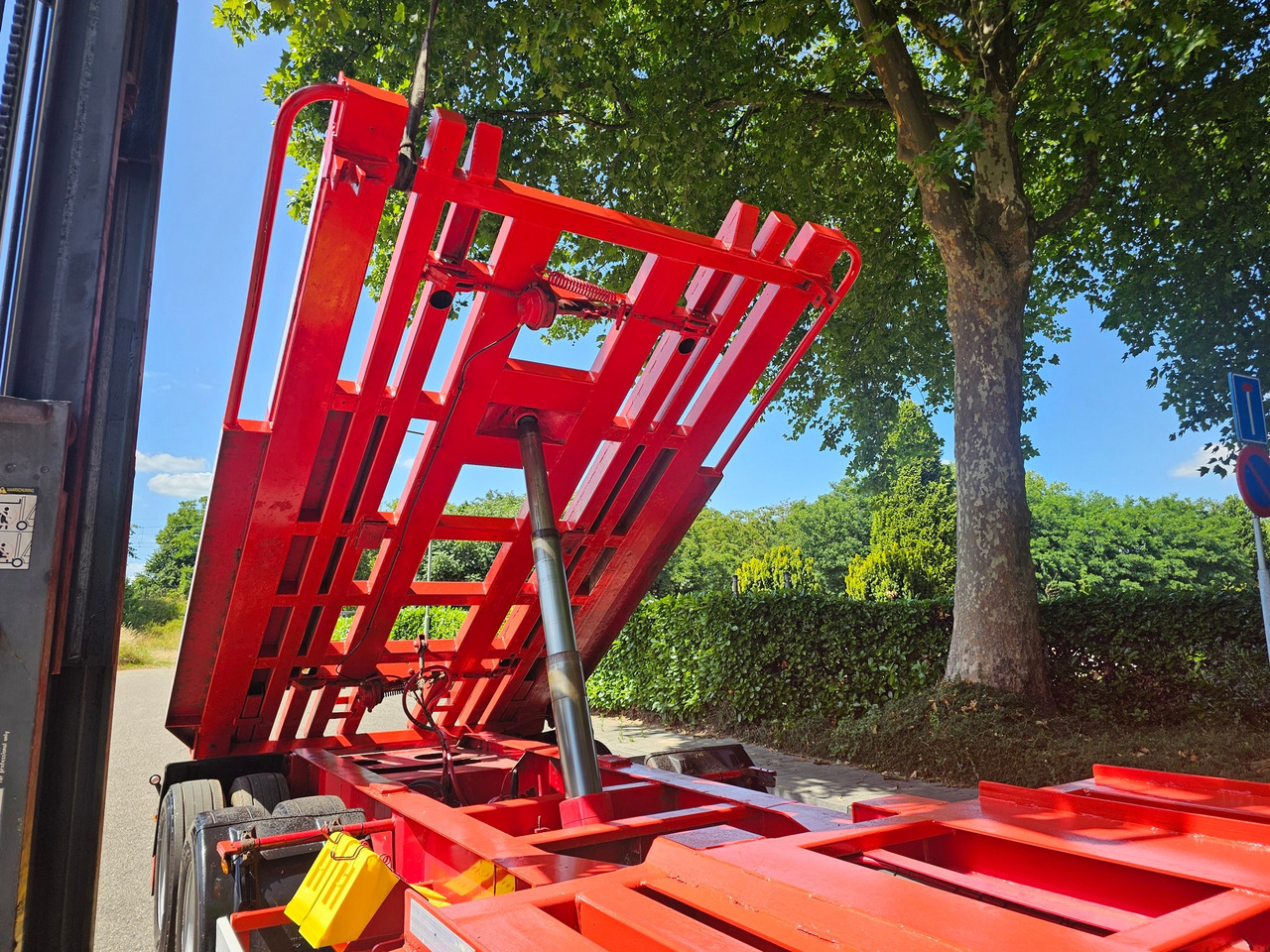 Haakarm/ Portaalarm aanhanger Kel-berg D24 3 Container Tippertrailer