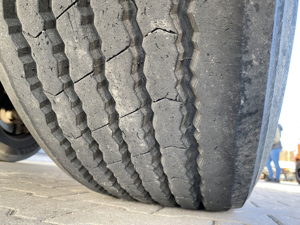 Kipper aanhangwagen Schmitz ZKI 18