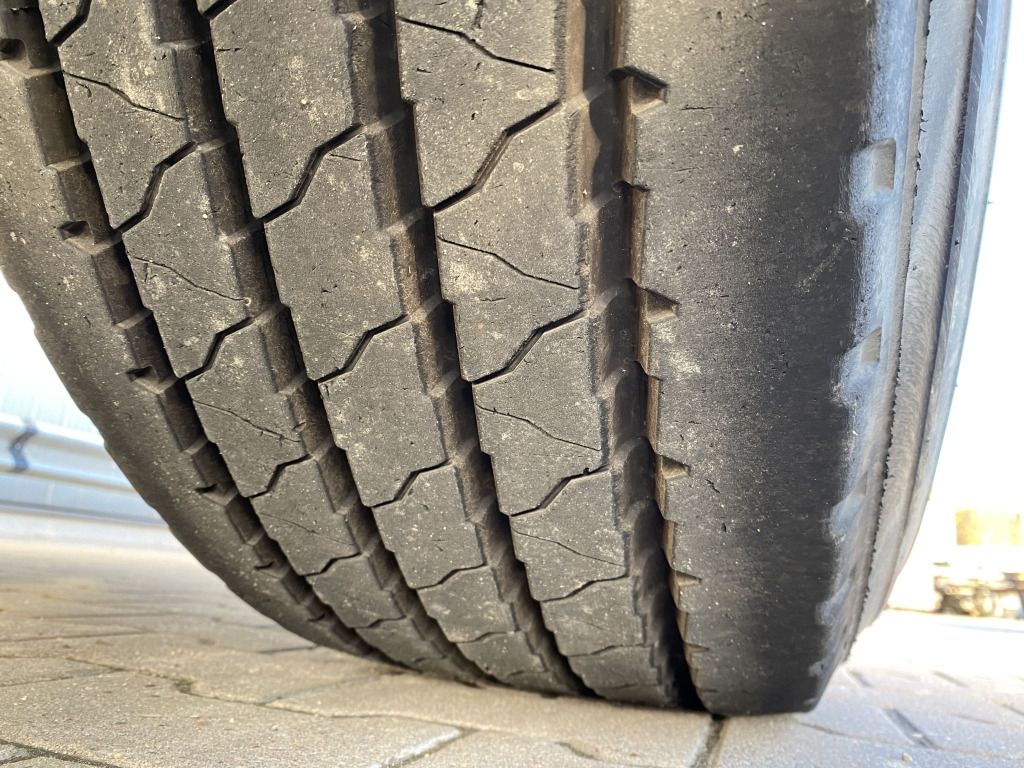 Kipper aanhangwagen Schmitz ZKI 18