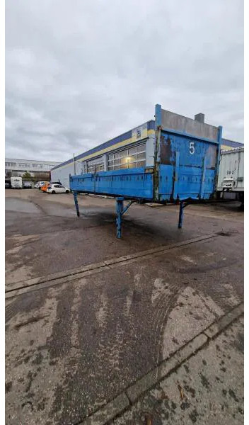 Open/ Plateau aanhangwagen Krone 6 x Jumbo Lafette m. Pritsche+Bordwände 1.18m Höh 6 x Jumbo Lafette m. Pritsche+Bordwände 1.18m Höhe!