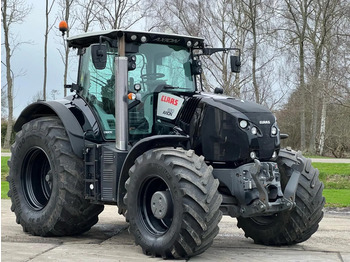 Tractor CLAAS Axion 830