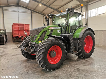 Tractor FENDT 718 Vario