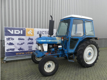 Tractor FORD