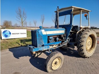 Tractor FORD