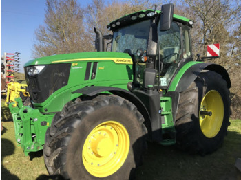 Tractor JOHN DEERE