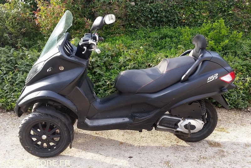 Motorfiets SCOOTER 3 ROUES PIAGGIO MP3 300 LT