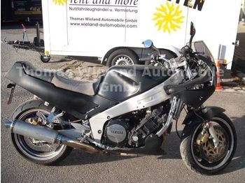 Yamaha FZR 1000  - motorfiets