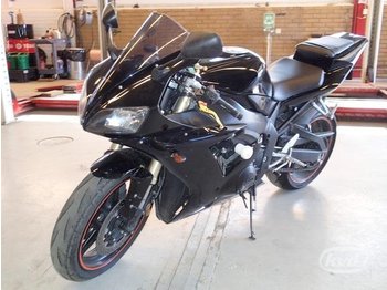 Yamaha YZF-R1 (151hk)  - motorfiets