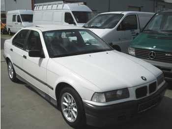 BMW 320i - Personenwagen