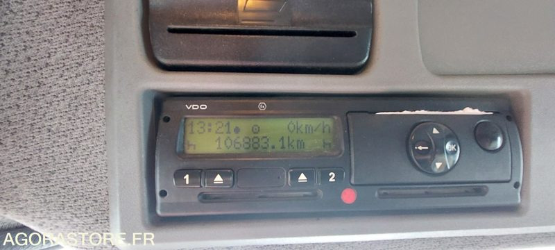 Personenwagen Benne ordure ménagère - MERCEDES - 2011