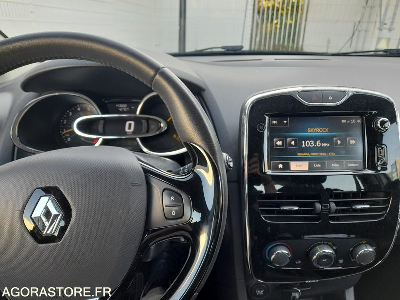 Personenwagen CLIO