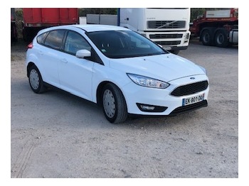 Personenwagen FORD FOCUS