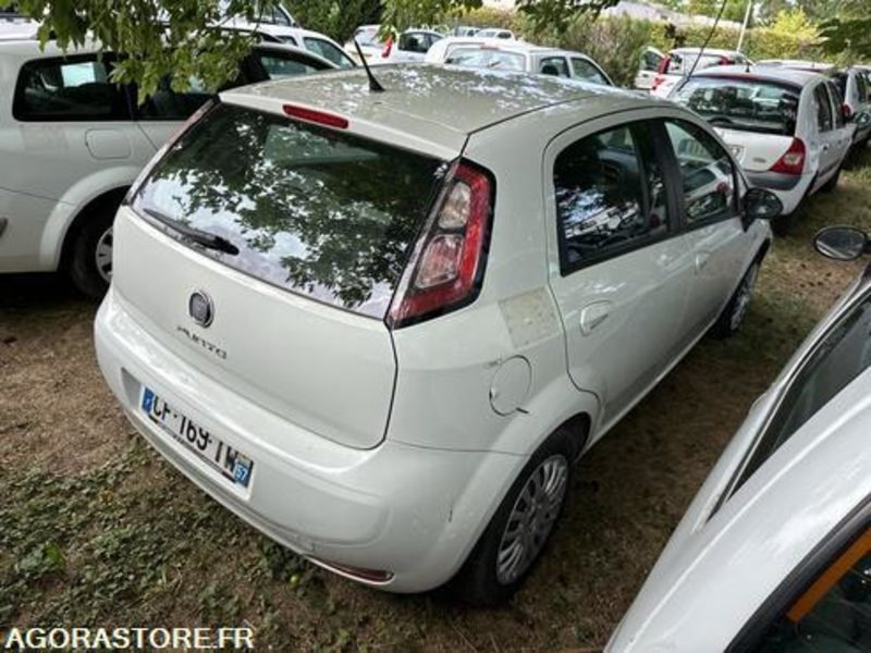 Personenwagen Fiat Punto - CF169TW