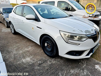 Personenwagen  GUYANE FRANCAISE CONTINENT SUD AMERICAIN-RENAULT MEGANE 4_2017_128145 KM