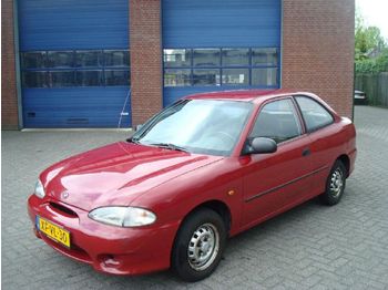 Hyundai EXCEL 1.3I - Personenwagen