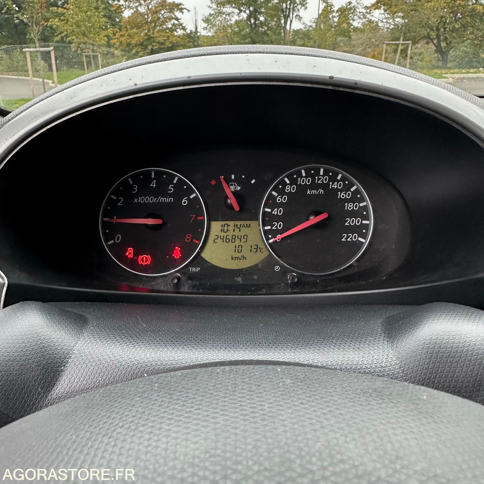 Personenwagen Nissan micra 1.2i