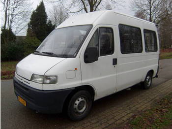 Peugeot Boxer 320 M Behinderten fahrzeug - personenwagen