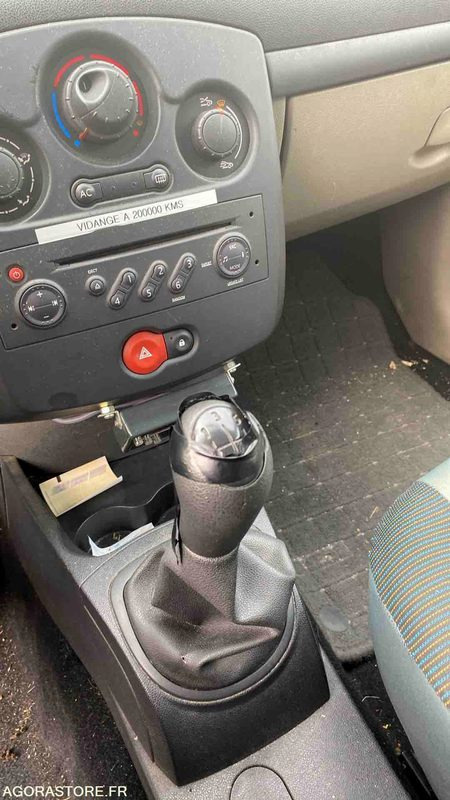 Personenwagen RENAULT CLIO - 192291 KM - 2007