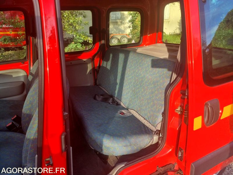 Personenwagen RENAULT KANGOO - 4366 XM 63 - 2003
