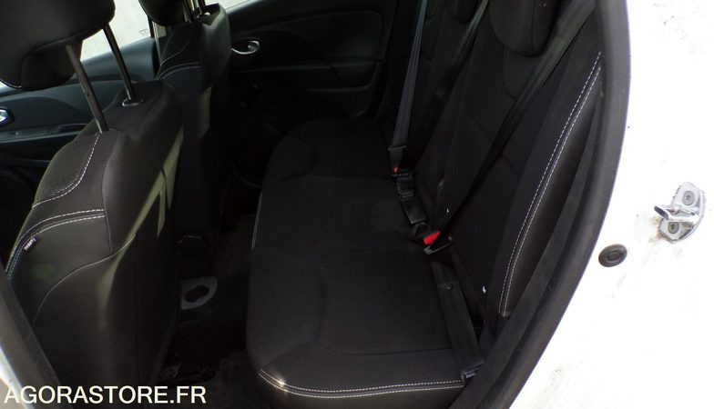 Personenwagen Renault Clio 4 DQ-031-CM (BP)
