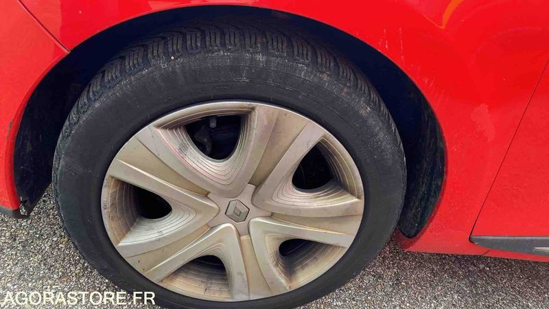 Personenwagen Renault Clio dci 90 business - 13/11/2014