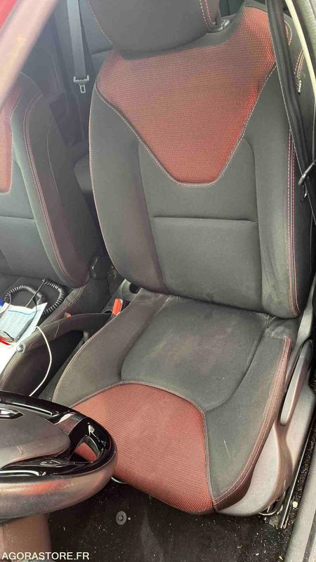 Personenwagen Renault Clio dci 90 business - 13/11/2014