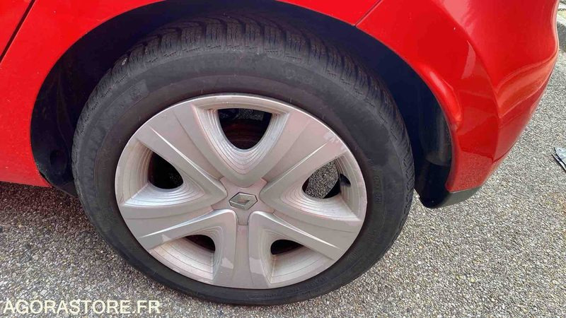 Personenwagen Renault Clio dci 90 business - 13/11/2014