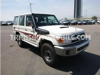 Personenwagen TOYOTA Land Cruiser