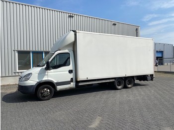 Bestelwagen gesloten laadbak Iveco 40C18T, Clixtar, Veldhuizen, bakwagen, 7500 kg.