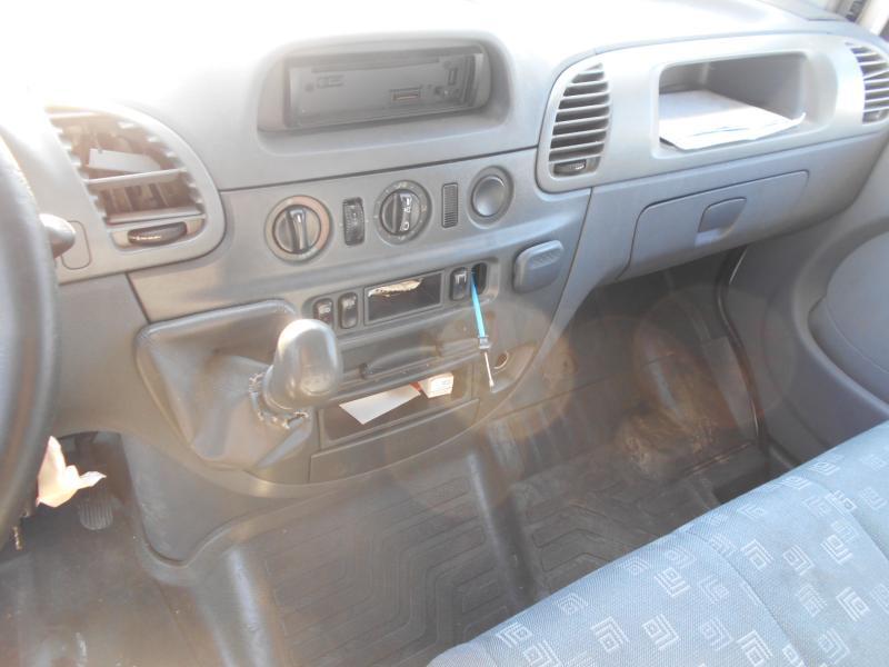 Bestelwagen gesloten laadbak Mercedes 411