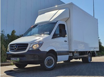 Bestelwagen gesloten laadbak Mercedes-Benz Sprinter 516 bakwagen meubelbak