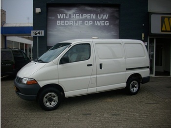 Toyota HIACE 2.5 D4-D 100PS 4WD / Klima / 4X4 - Bestelwagen gesloten laadbak