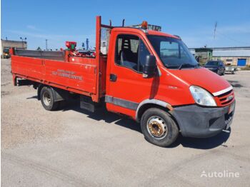 Bestelwagen met open laadbak IVECO Daily 65C18