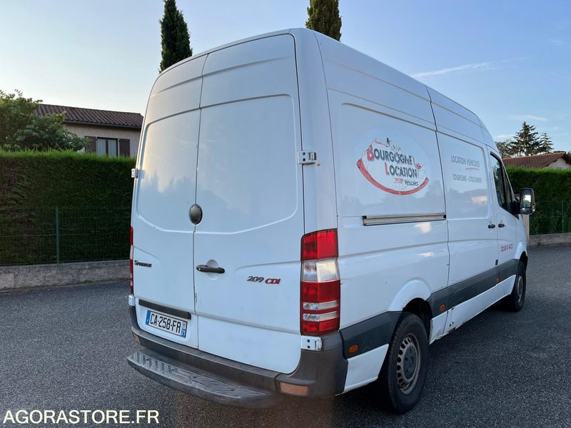 Gesloten bestelwagen MERCEDES SPRINTER - 2007 / 182 000 KM