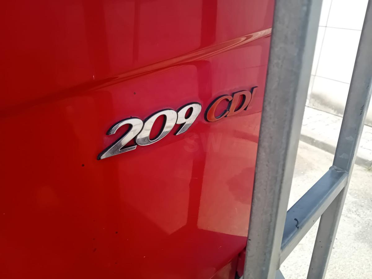 Gesloten bestelwagen Mercedes Sprinter 209 CDI