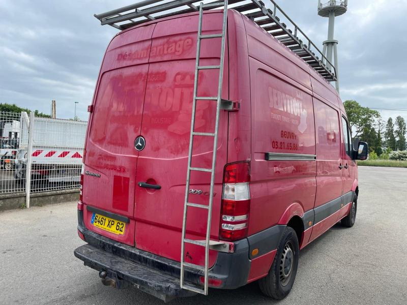 Gesloten bestelwagen Mercedes Sprinter 209 CDI