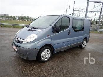 Gesloten bestelwagen OPEL VIVARO Crew Cab