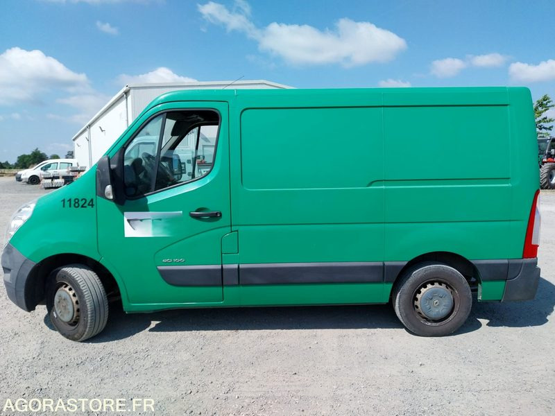 Gesloten bestelwagen RENAULT MASTER - 2012 / 276364KM (V2M11824)
