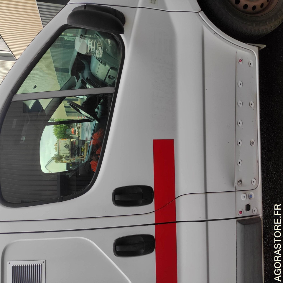 Gesloten bestelwagen RENAULT - TRAFIC - 2013 / 171683 KMS (CS-775-FQ)