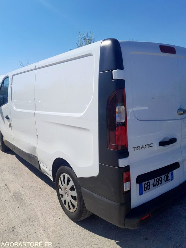 Gesloten bestelwagen RENAULT TRAFIC - 2021 - 35781 Kms