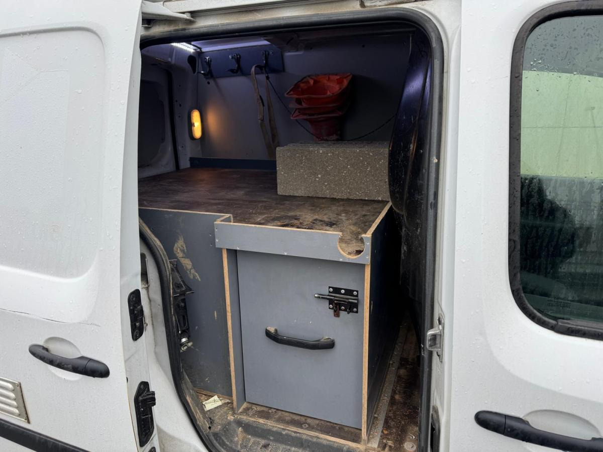 Gesloten bestelwagen Renault Kangoo 1.5 DCI