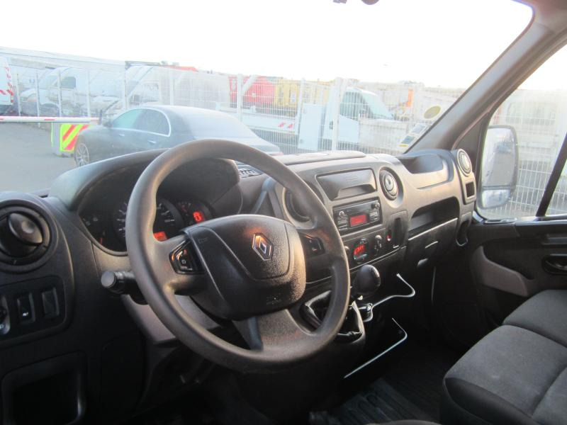 Gesloten bestelwagen Renault Master 2.3 DCI 125