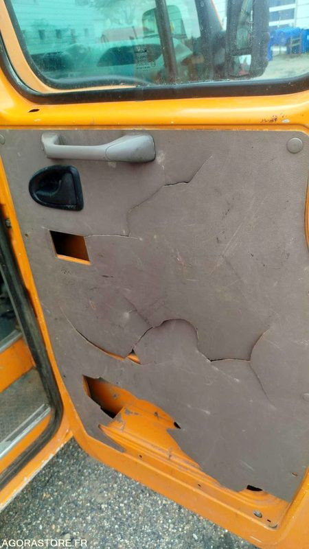 Gesloten bestelwagen Renault Master - 6048-MF-32 - 2003 - 417490 km