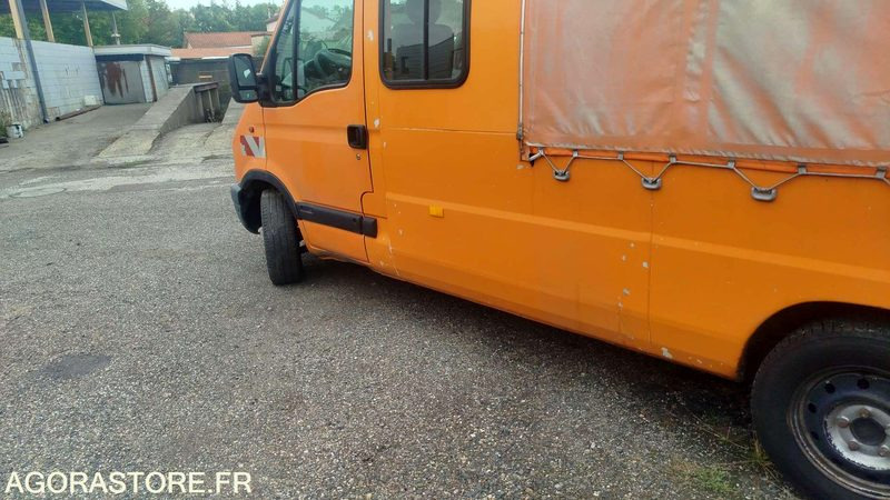 Gesloten bestelwagen Renault Master - 6048-MF-32 - 2003 - 417490 km