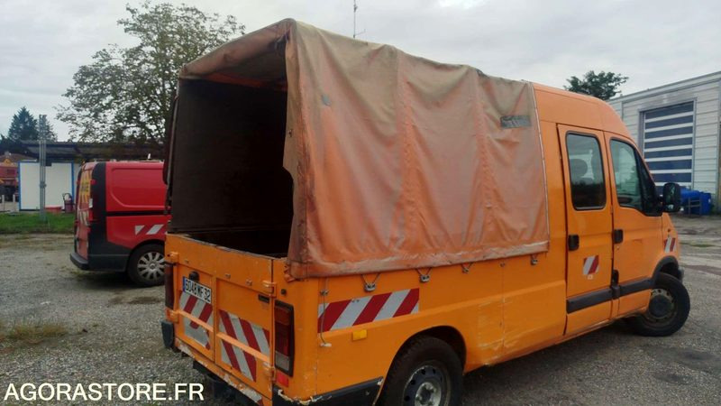 Gesloten bestelwagen Renault Master - 6048-MF-32 - 2003 - 417490 km