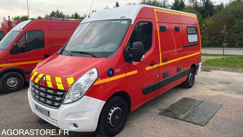 Gesloten bestelwagen Renault Master T35 2.8dti - 12/07/2000
