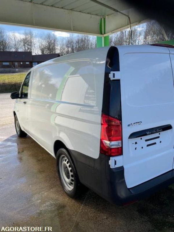 Gesloten bestelwagen Vito Electrique comme neuf
