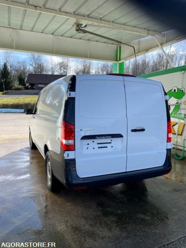 Gesloten bestelwagen Vito Electrique comme neuf