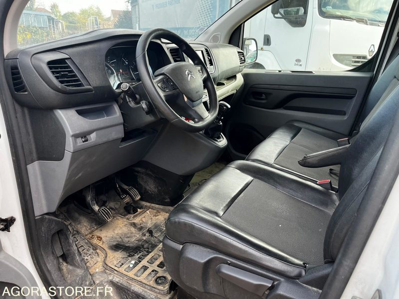 Gesloten bestelwagen citroen jumpy 2017 1.6hdi 341000km